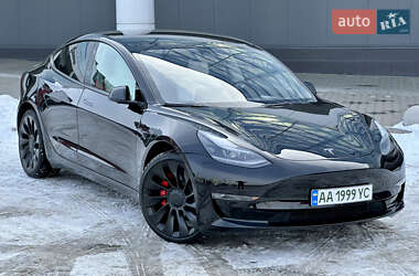 Седан Tesla Model 3 2022 в Києві