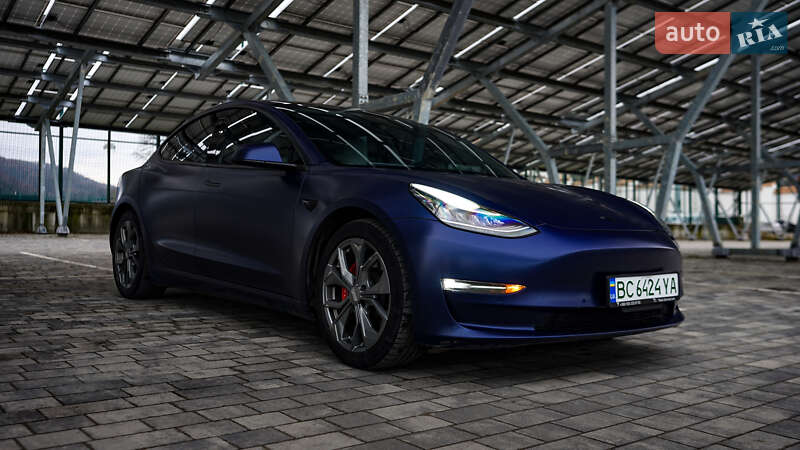 Tesla Model 3 2018