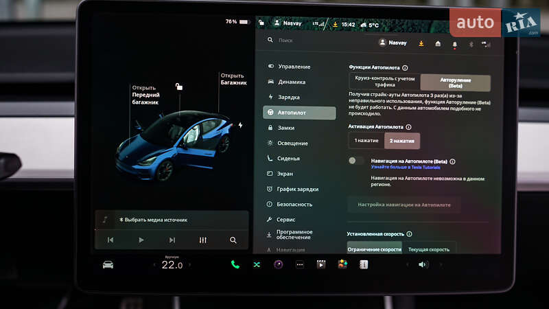 Седан Tesla Model 3 2018 в Львові