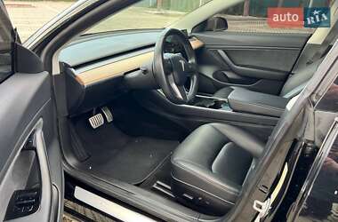 Седан Tesla Model 3 2018 в 