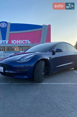 Седан Tesla Model 3 2019 в 