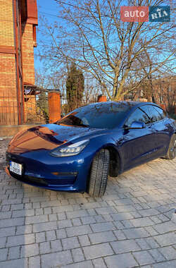 Седан Tesla Model 3 2019 в 