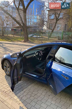 Седан Tesla Model 3 2019 в 