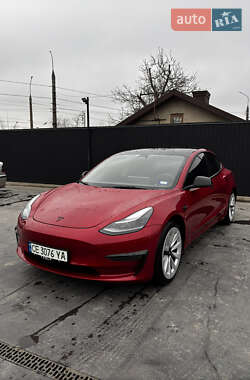 Седан Tesla Model 3 2022 в Черновцах