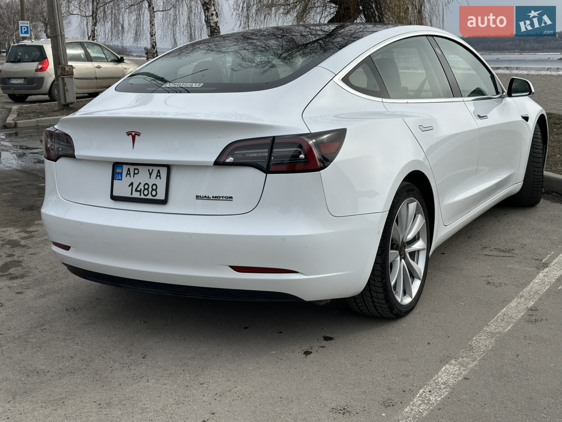 2018 Tesla Model 3 - мініатюра 4