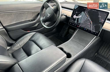 Седан Tesla Model 3 2018 в Запорожье