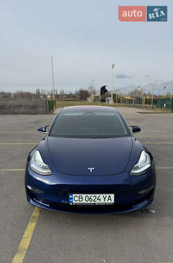 Седан Tesla Model 3 2018 в 
