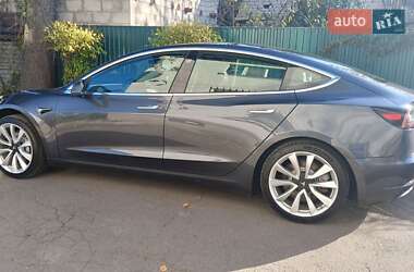 Седан Tesla Model 3 2019 в 