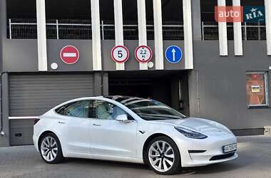 Седан Tesla Model 3 2020 в Киеве
