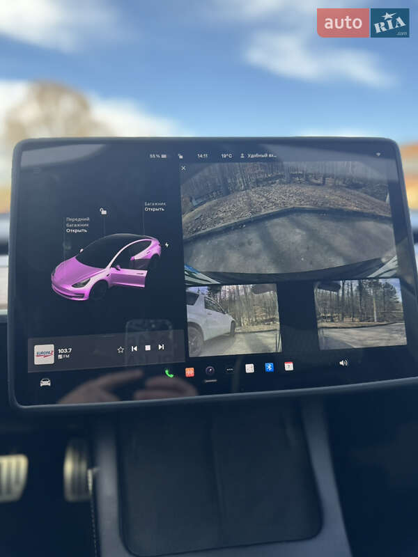 Седан Tesla Model 3 2021 в Ужгороді
