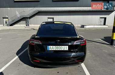 Седан Tesla Model 3 2021 в Києві