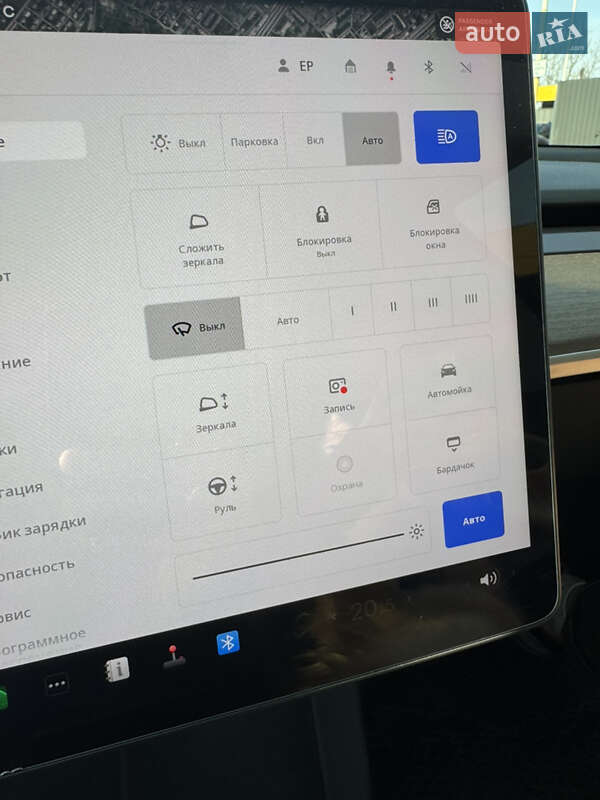 Седан Tesla Model 3 2022 в Днепре