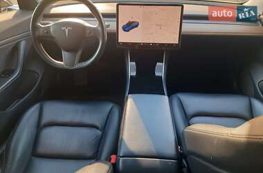 Седан Tesla Model 3 2018 в 