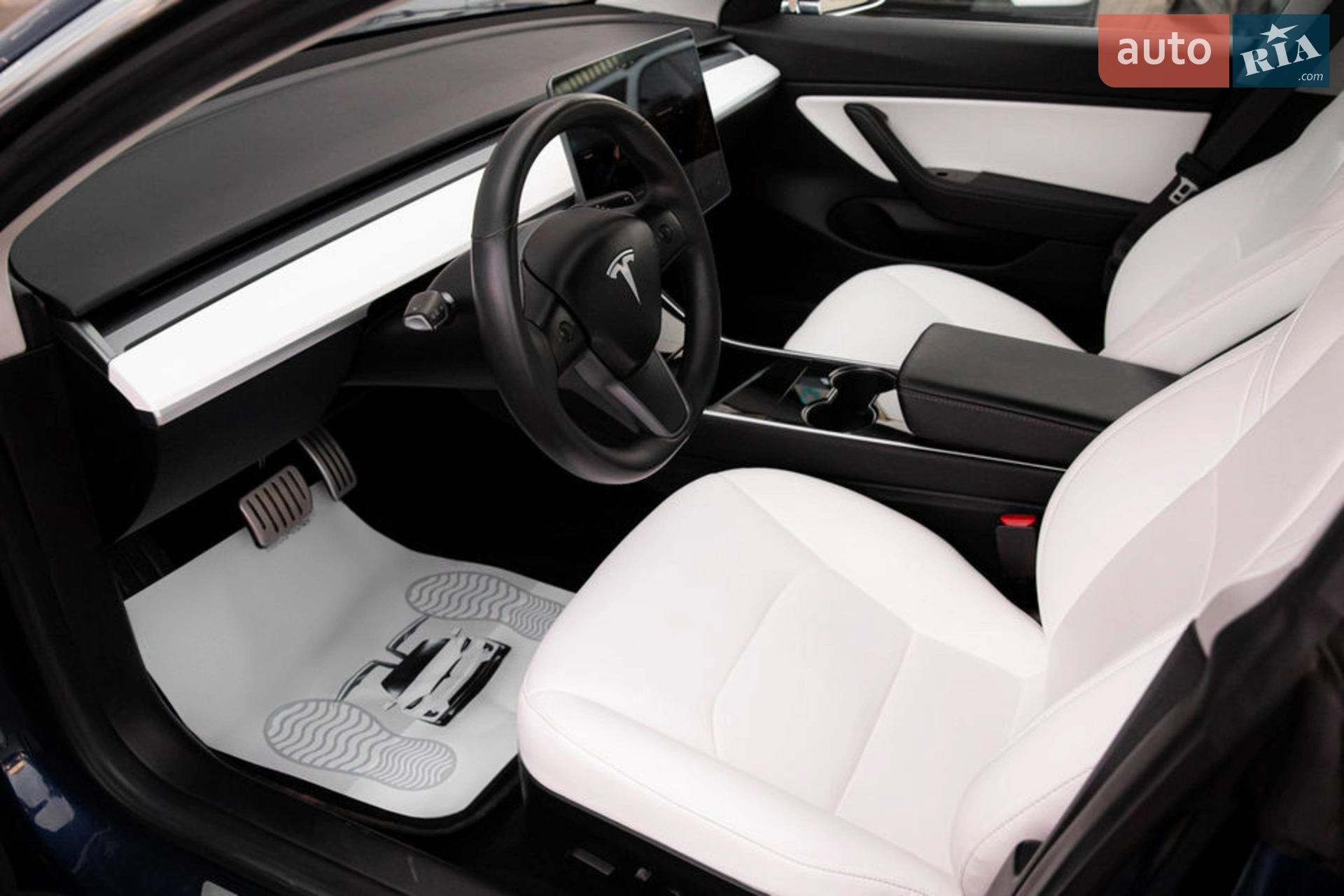 2018 Tesla Model 3 - мініатюра 8