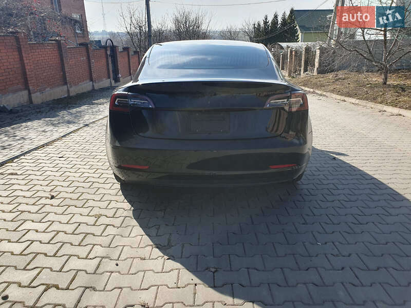 Седан Tesla Model 3 2020 в Хмельницькому