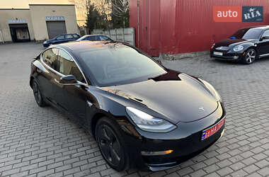 Седан Tesla Model 3 2019 в Владимире