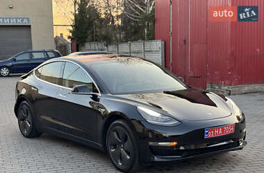 Седан Tesla Model 3 2019 в Владимире