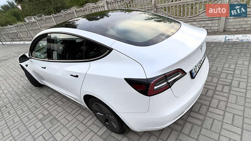 Седан Tesla Model 3 2022 в Запоріжжі