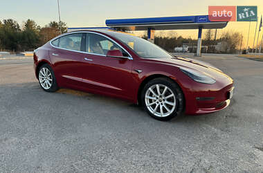 Седан Tesla Model 3 2019 в 