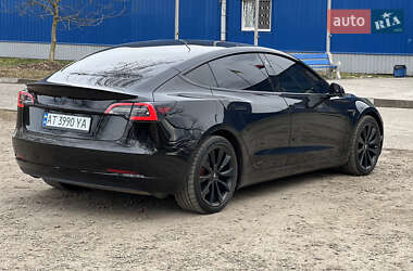 Седан Tesla Model 3 2019 в Калуше