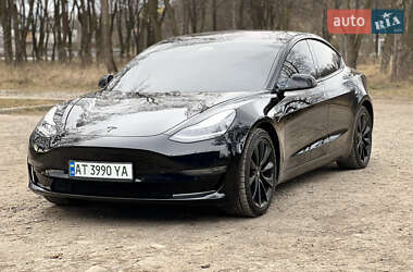 Седан Tesla Model 3 2019 в Калуше