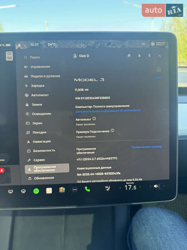 Седан Tesla Model 3 2022 в Киеве