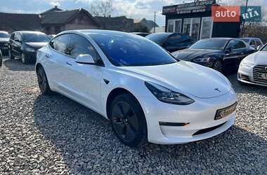 Седан Tesla Model 3 2021 в Коломиї