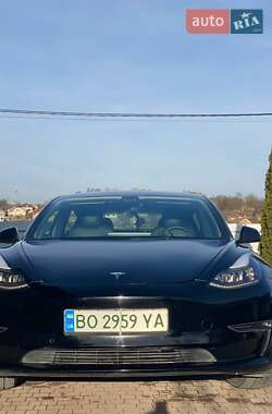 Седан Tesla Model 3 2021 в Тернополе