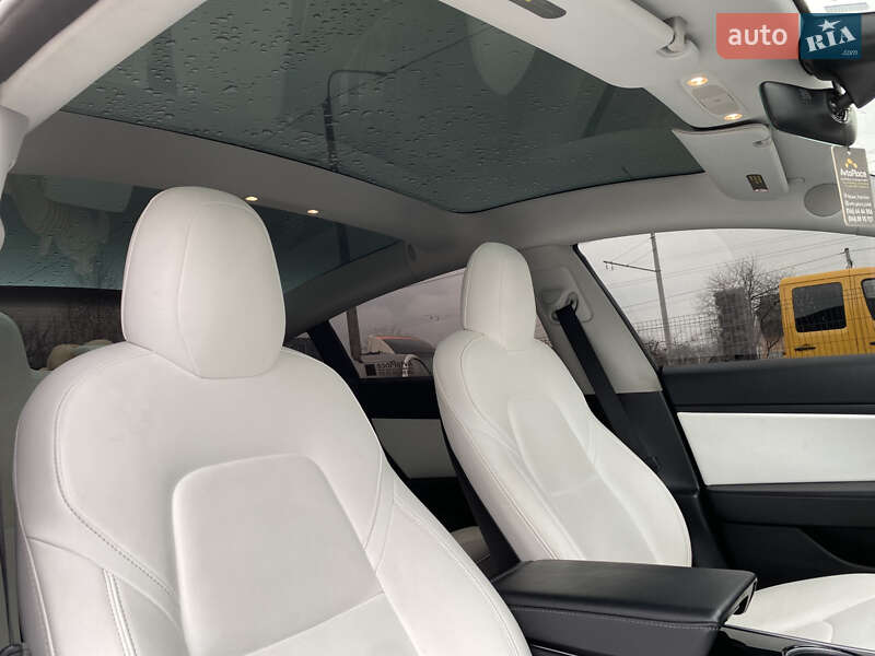 Седан Tesla Model 3 2018 в Луцке фото 65 Седан Tesla Model 3 2018 в Луцке