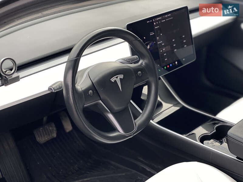 Седан Tesla Model 3 2018 в Луцке фото 96 Седан Tesla Model 3 2018 в Луцке