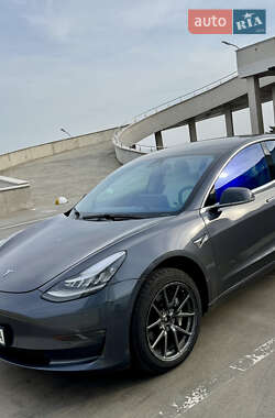 Седан Tesla Model 3 2019 в Одесі фото 12 Седан Tesla Model 3 2019 в Одесі