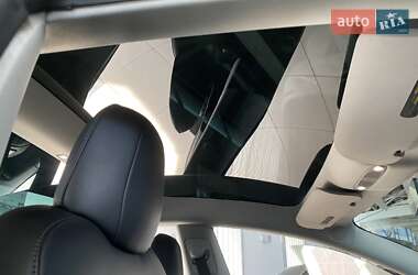 Седан Tesla Model 3 2022 в Одесі