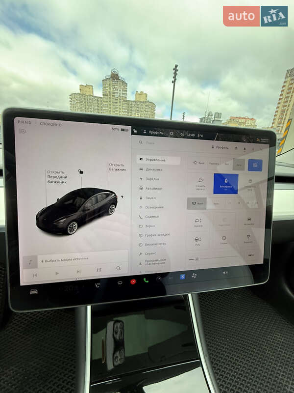 Седан Tesla Model 3 2019 в Киеве