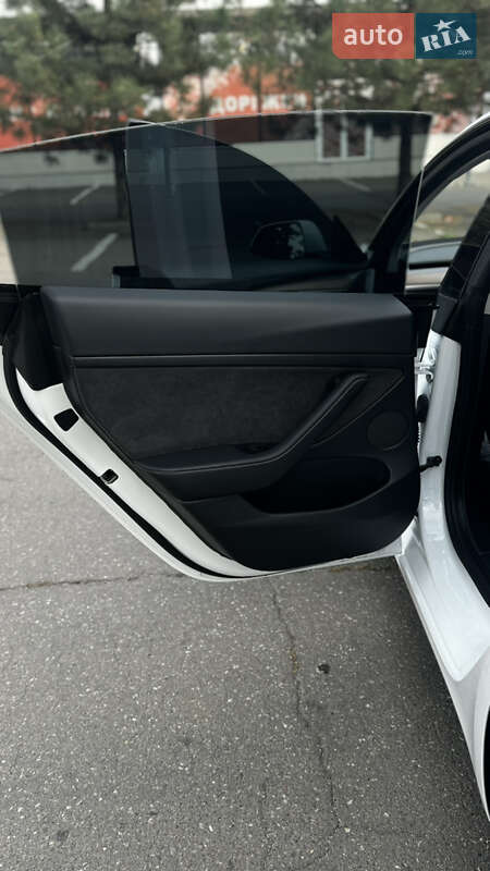 Седан Tesla Model 3 2021 в Николаеве фото 16 Седан Tesla Model 3 2021 в Николаеве