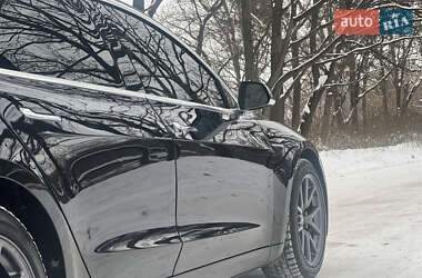 Седан Tesla Model 3 2019 в Владимире