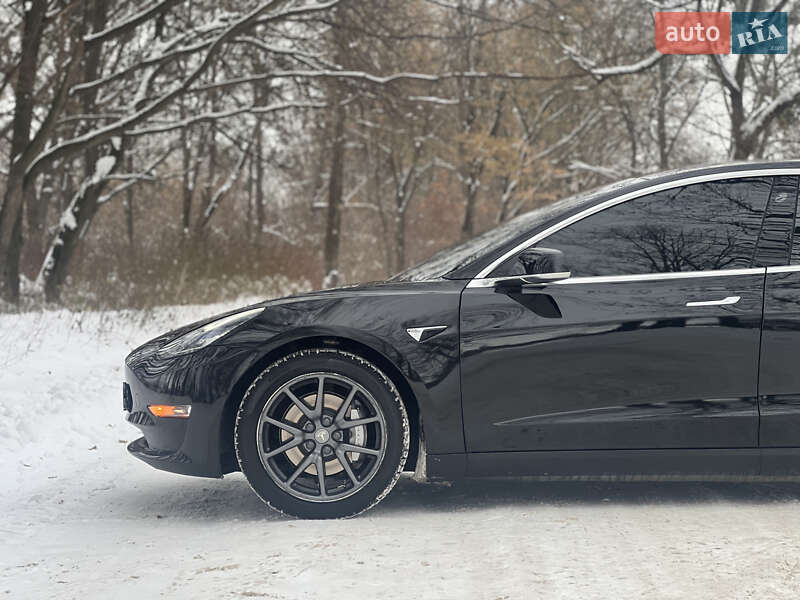 Седан Tesla Model 3 2019 в Володимирі фото 17 Седан Tesla Model 3 2019 в Володимирі