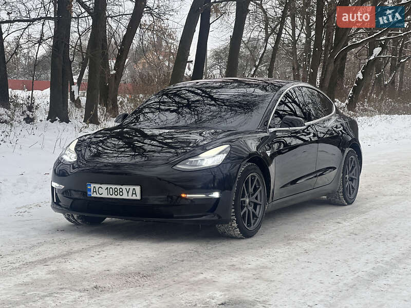 Седан Tesla Model 3 2019 в Володимирі фото 27 Седан Tesla Model 3 2019 в Володимирі