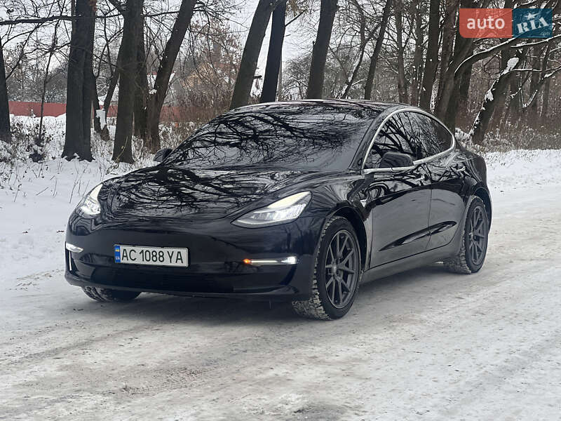 Седан Tesla Model 3 2019 в Володимирі фото 32 Седан Tesla Model 3 2019 в Володимирі