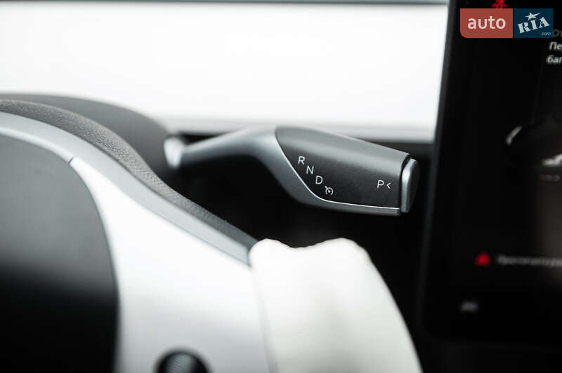 Седан Tesla Model 3 2022 в Одессе