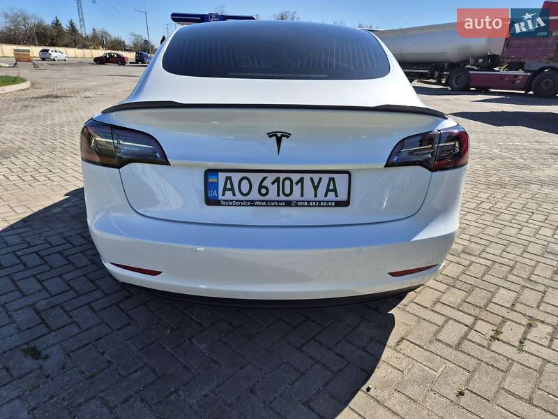 Седан Tesla Model 3 2020 в Мукачевому фото 9 Седан Tesla Model 3 2020 в Мукачевому