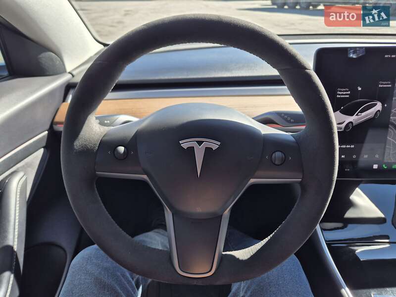 Седан Tesla Model 3 2020 в Мукачевому фото 20 Седан Tesla Model 3 2020 в Мукачевому