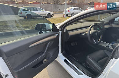 Седан Tesla Model 3 2022 в Киеве
