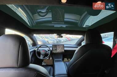 Седан Tesla Model 3 2021 в 