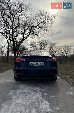 Седан Tesla Model 3 2018 в 