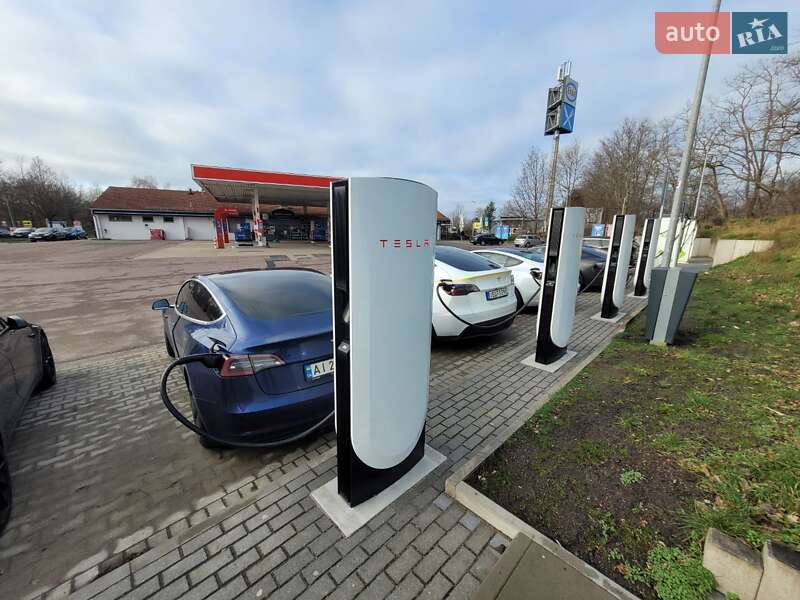 Седан Tesla Model 3 2019 в Киеве фото 47 Седан Tesla Model 3 2019 в Киеве