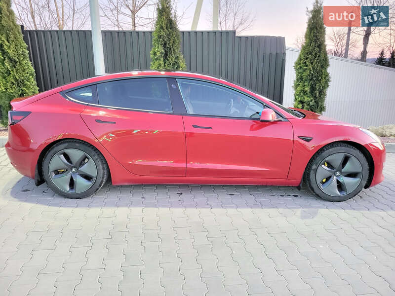 Седан Tesla Model 3 2018 в Тернополі