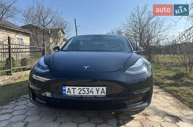 Седан Tesla Model 3 2018 в 