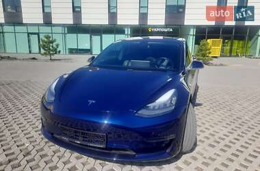 Седан Tesla Model 3 2018 в 