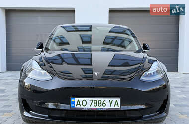 Седан Tesla Model 3 2019 в 