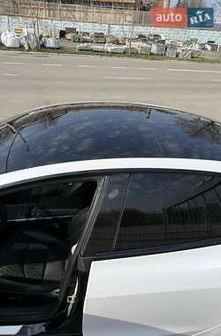 Седан Tesla Model 3 2020 в Дніпрі